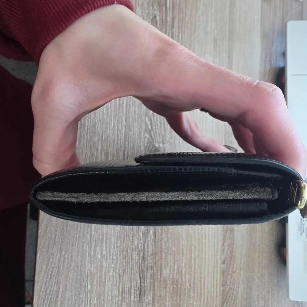 Pre-loved Louis Vuitton Portefeuille Sarah long wallet - Picture 4 of 6